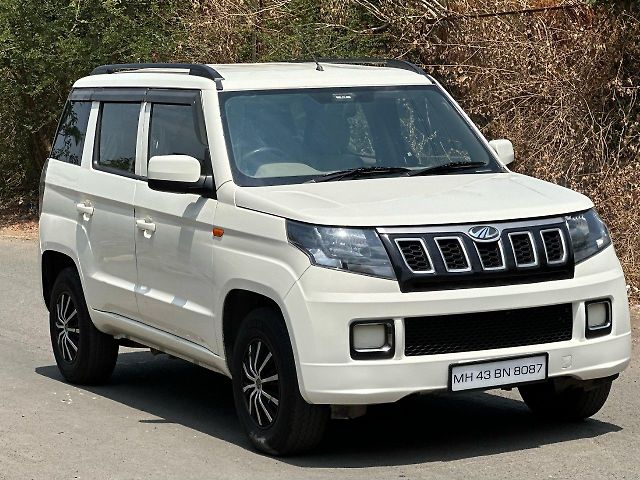Used Mahindra TUV300 [2015-2019] T6 Plus in Nashik