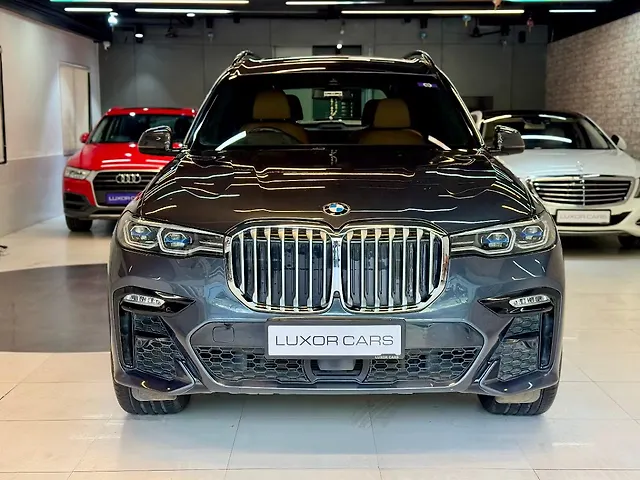Used 2022 BMW X7 in Pune