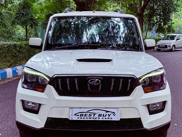 Used 2015 Mahindra Scorpio in Kolkata