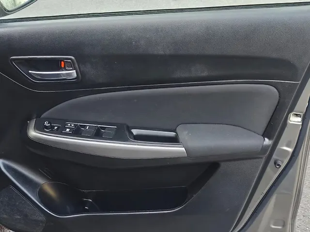 Used Maruti Suzuki Swift [2021-2024] ZXi in Dehradun