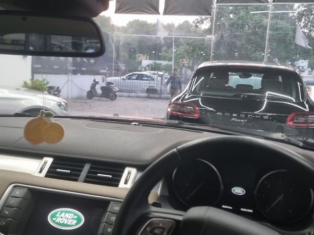 Used Land Rover Range Rover Evoque [2016-2020] SE in Dehradun
