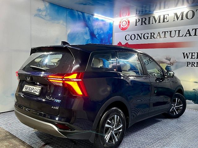 Used Mahindra XUV700 AX 5 Petrol MT 7 STR [2021] in Delhi