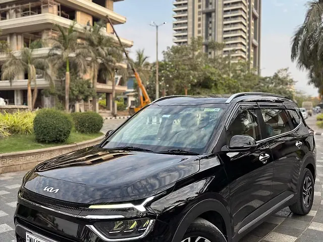 Used 2023 Kia Carens in Thane