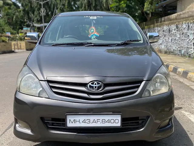Used 2011 Toyota Innova in Mumbai