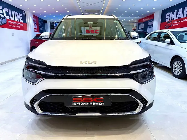 Used 2022 Kia Carens in Kanpur