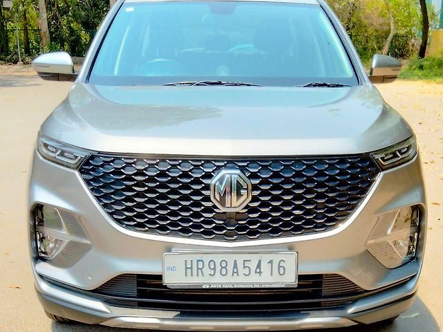 Used 2022 MG Hector Plus in Delhi