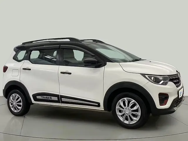 Used 2022 Renault Triber in Delhi