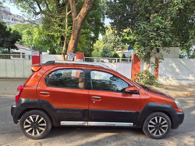 Used Toyota Etios Cross 1.4 GD in Kanpur