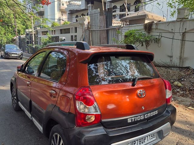 Used Toyota Etios Cross 1.4 GD in Kanpur