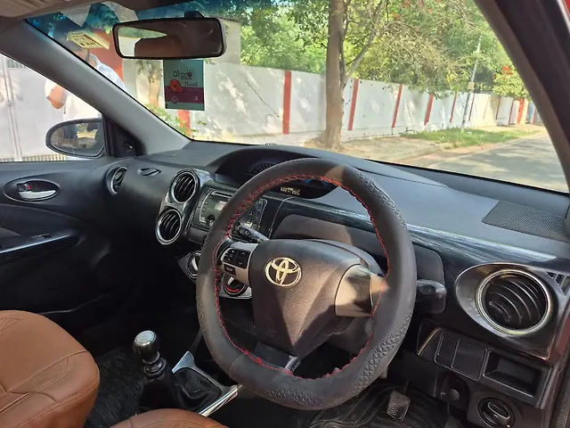 Used Toyota Etios Cross 1.4 GD in Kanpur