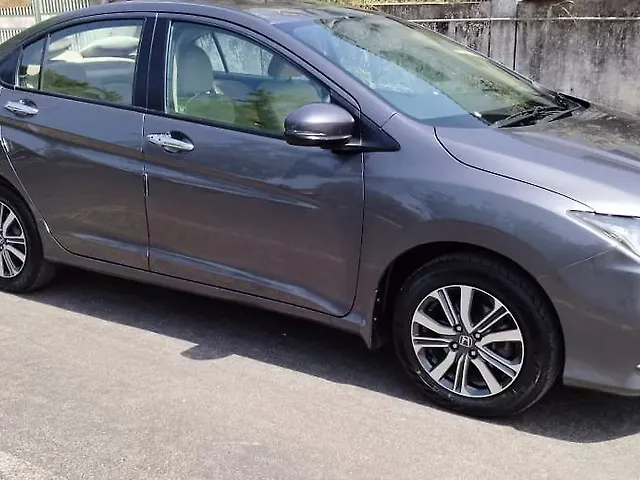 Used Honda City 4th Generation VX CVT Petrol [2017-2019] in Ahmedabad