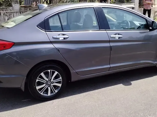 Used Honda City 4th Generation VX CVT Petrol [2017-2019] in Ahmedabad