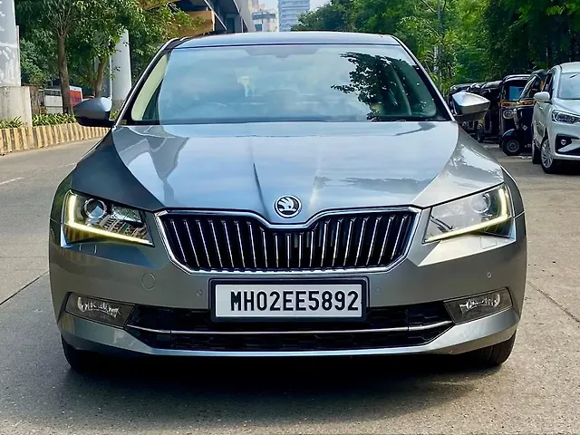 Used 2016 Skoda Superb in Mumbai