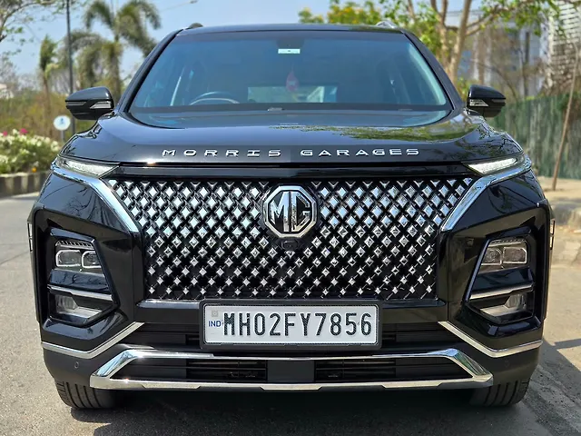 Used 2023 MG Hector Plus in Mumbai