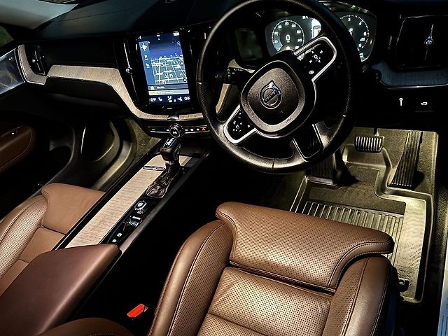 Used Volvo XC60 [2017-2021] Inscription [2017-2020] in Chandigarh