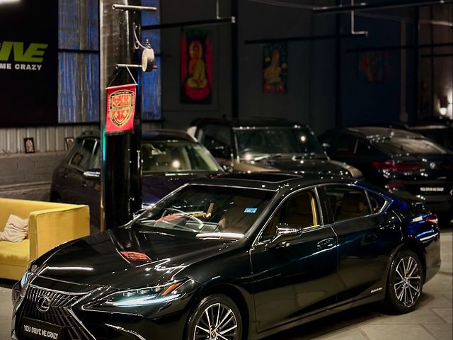 Used 2022 Lexus ES in Delhi