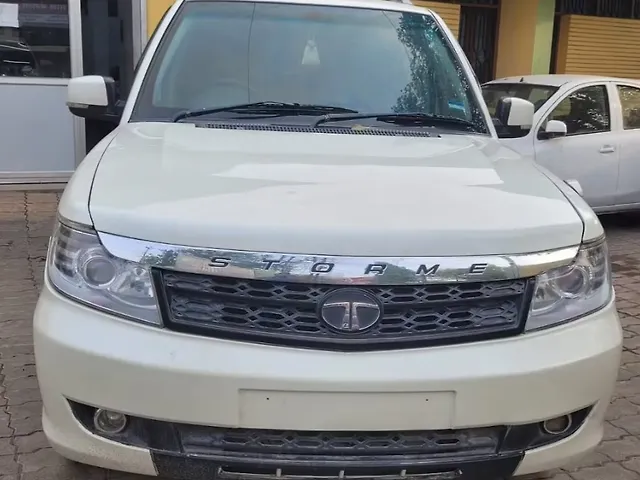 Used 2016 Tata Safari in Kanpur