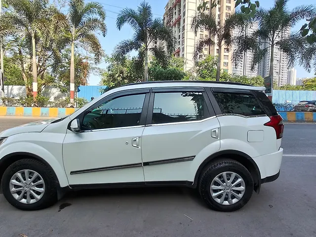 Used 2020 Mahindra XUV500 in Thane