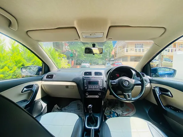 Used Volkswagen Polo [2012-2014] Highline1.2L (P) in Bangalore