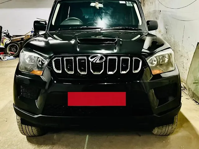 Used 2015 Mahindra Scorpio in Lucknow