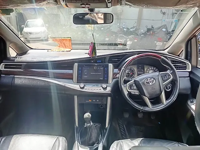 Used Toyota Innova Crysta [2016-2020] 2.4 V Diesel in Mumbai