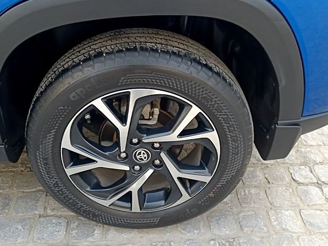 Used Toyota Urban Cruiser Hyryder V Hybrid [2022-2023] in Delhi