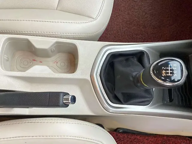 Used Mahindra XUV300 [2019-2024] W8 (O) 1.2 Petrol in Ahmedabad