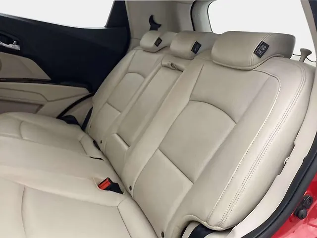 Used Mahindra XUV300 [2019-2024] W8 (O) 1.2 Petrol in Ahmedabad