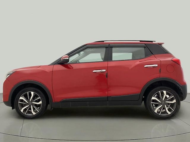 Used Mahindra XUV300 [2019-2024] W8 (O) 1.2 Petrol in Ahmedabad