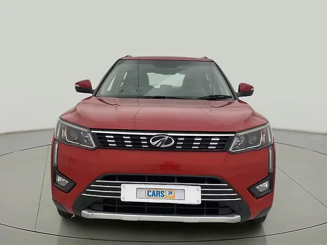 Used Mahindra XUV300 [2019-2024] W8 (O) 1.2 Petrol in Ahmedabad