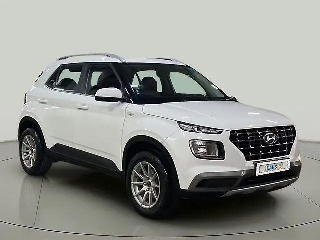 Used 2022 Hyundai Venue in Chandigarh