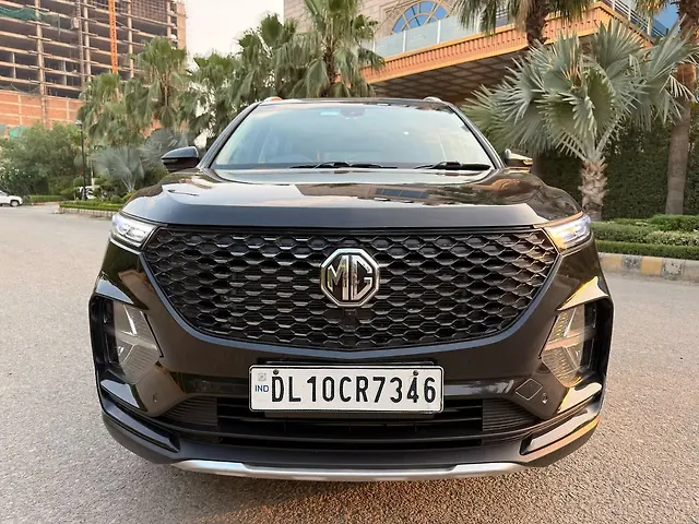Used 2022 MG Hector Plus in Delhi