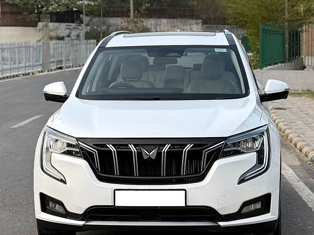 Used 2024 Mahindra XUV700 in Delhi