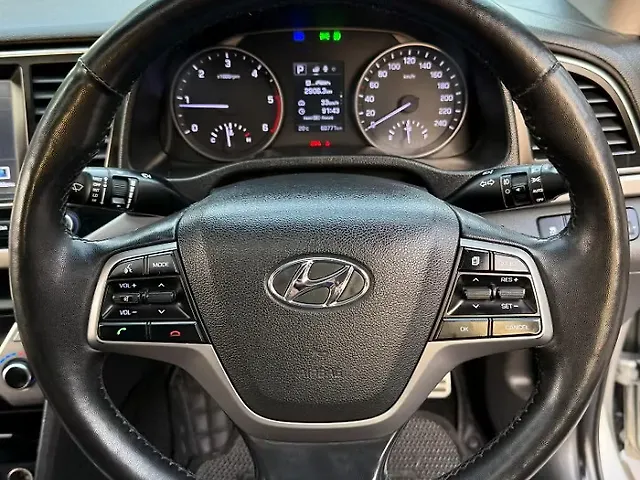 Used Hyundai Elantra [2016-2019] 1.6 SX (O) AT in Chandigarh