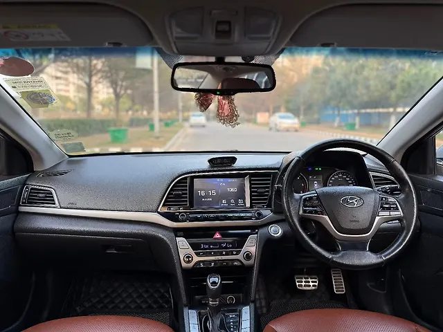 Used Hyundai Elantra [2016-2019] 1.6 SX (O) AT in Chandigarh