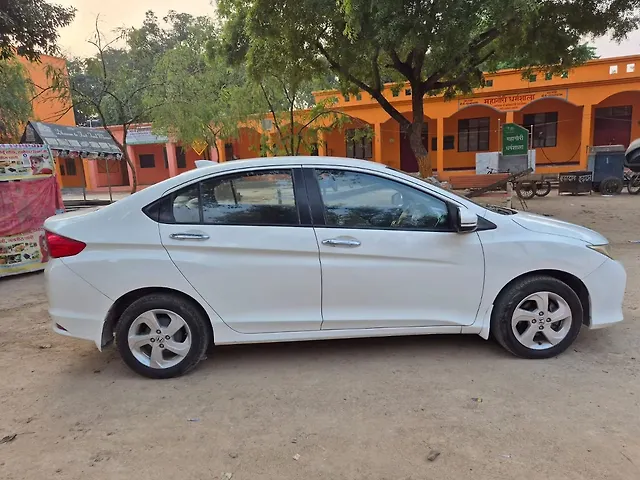 Used Honda City [2014-2017] V in Lucknow