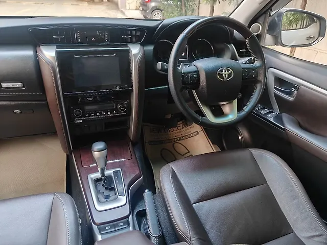 Used Toyota Fortuner [2016-2021] 2.8 4x2 AT [2016-2020] in Hyderabad
