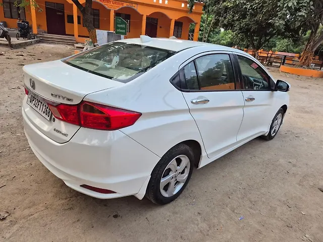 Used Honda City 4th Generation ZX Diesel in Lucknow