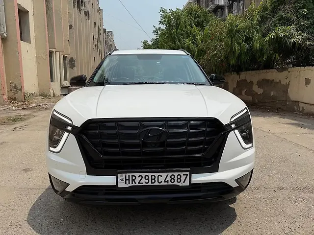 Used 2024 Hyundai Alcazar in Delhi