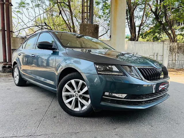 Used 2019 Skoda Octavia in Mumbai