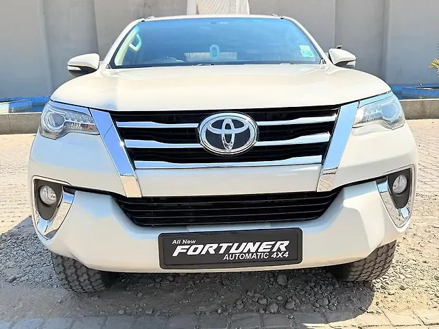 Used 2017 Toyota Fortuner in Indore