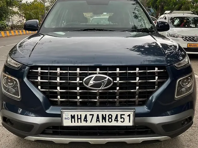 Used 2020 Hyundai Venue in Mumbai