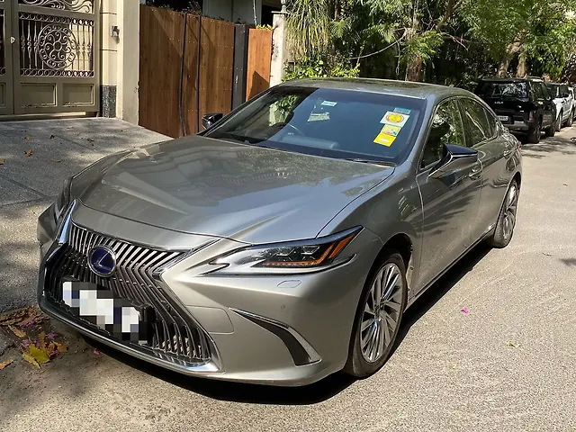Used 2021 Lexus ES in Delhi