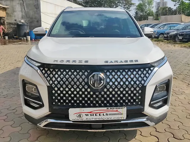 Used 2024 MG Hector Plus in Mumbai