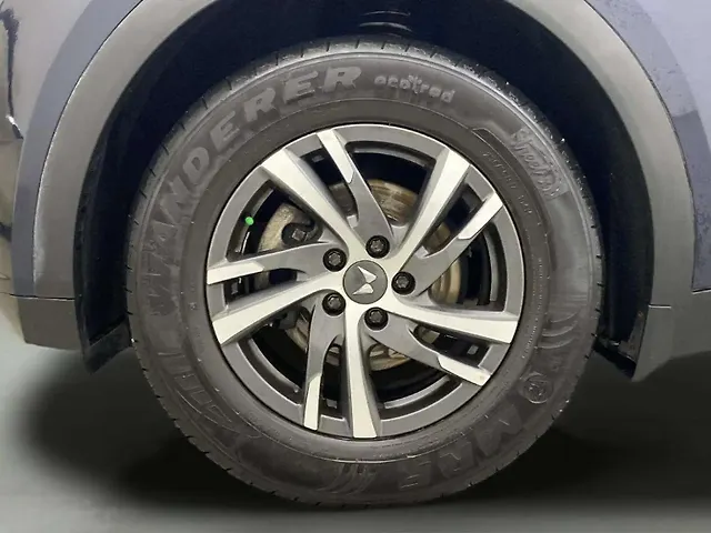 Used Mahindra XUV700 AX 5 Petrol AT 5 STR [2021] in Hyderabad