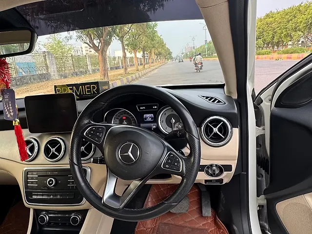 Used Mercedes-Benz GLA [2017-2020] 200 d Sport in Lucknow