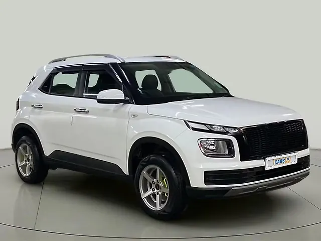 Used 2022 Hyundai Venue in Chandigarh