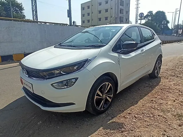 Used Tata Altroz [2020] XZ Plus Petrol [2021-2023] in Hyderabad