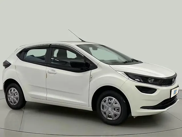Used 2022 Tata Altroz in Delhi