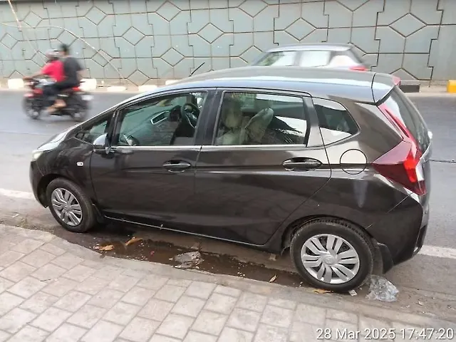 Used Honda Jazz [2015-2018] V Petrol in Mumbai